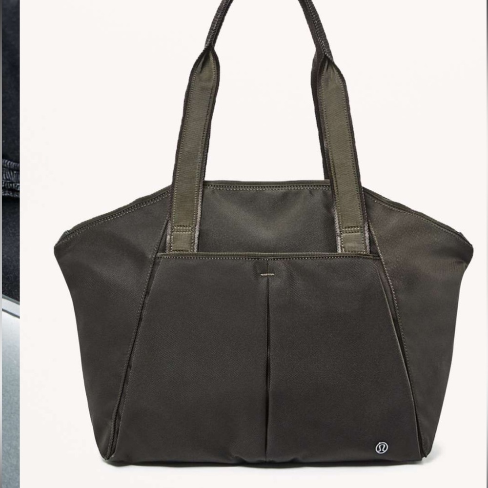 LULULEMON | Free to Be Tote